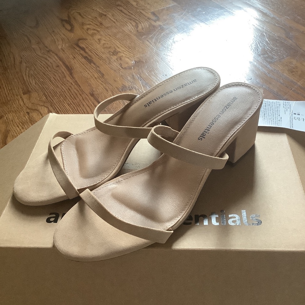 Thin strap tan heels women’s 8.5